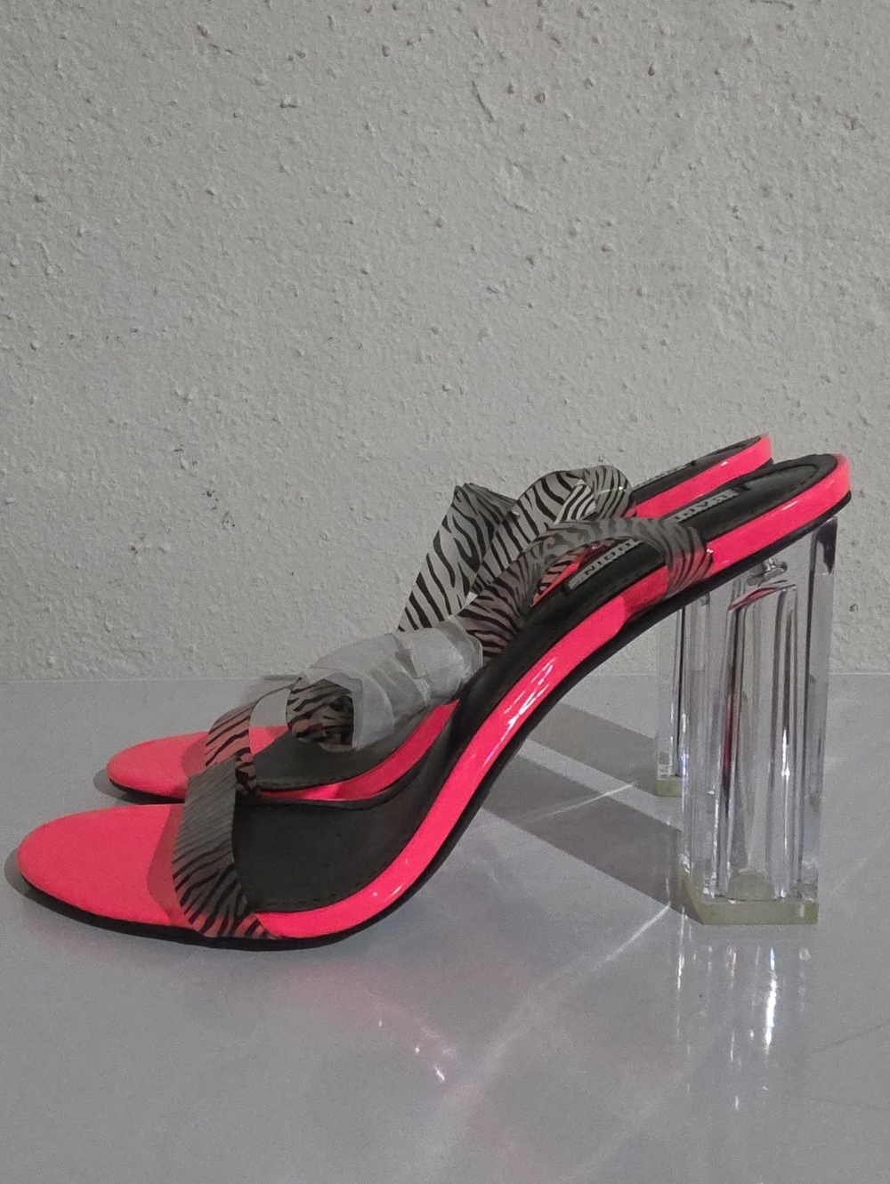Cape Robbin Neon Pink Sandals with Zebra Straps Sz. 10 - Picture 2 of 5